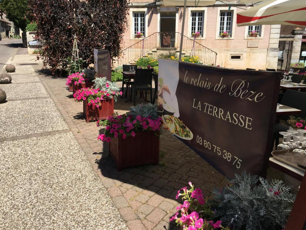 Relais De Beze Hotell Exteriör bild